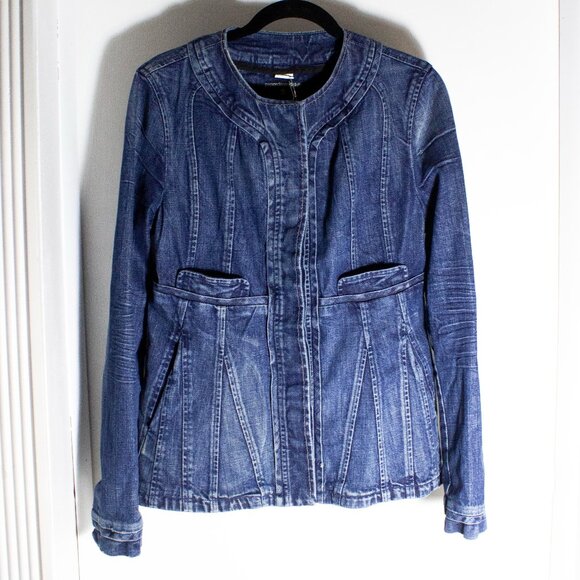 Denim Jean Jacket - Paper Denim & cloth brand - distressed medium wash utility - Picture 5 of 9